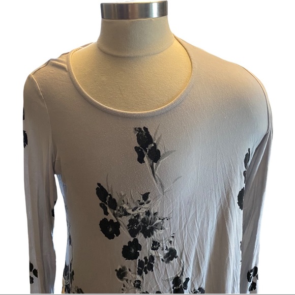 Soft Surroundings Light Gray Black & White Floral Knit Long Sleeve Tunic Top XL - Picture 2 of 8